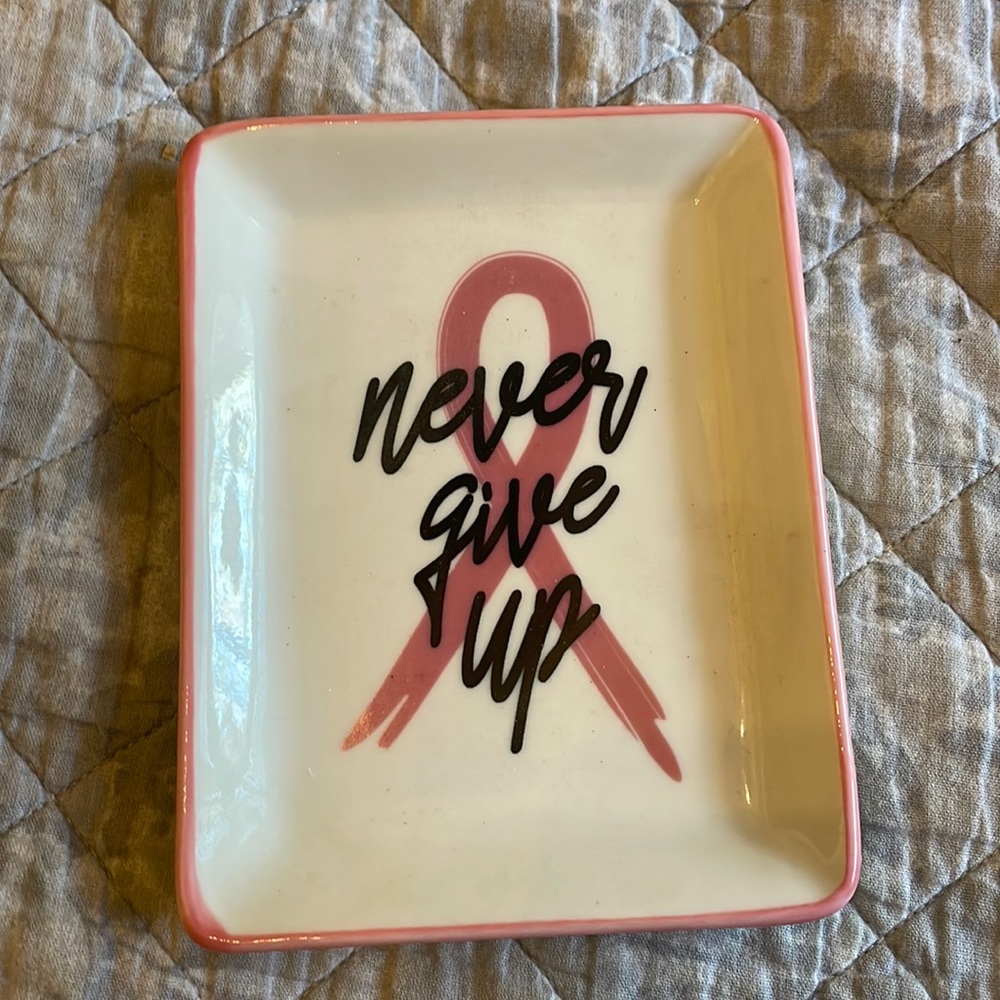 Breast cancer never give up trinket tray